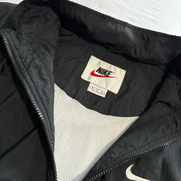Nike 90s Men's Windbreaker Jacket - Picture 3 of 7